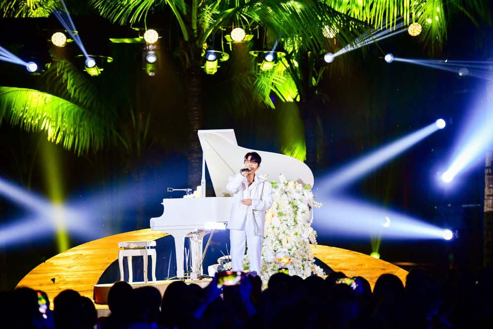 Sự kiện biểu diễn của Vũ Cát Tường tại Ecopark 15-12-2024